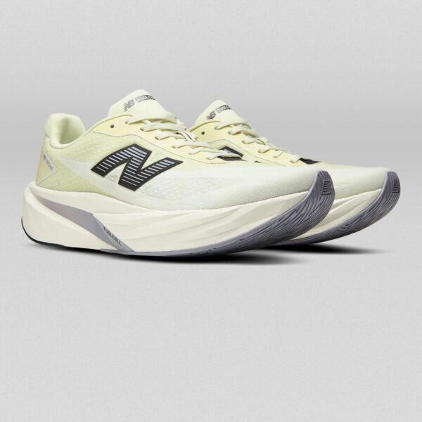 S226_GuidedBuying_MensShoes_1x1_Mobile_Image2 New Balance Men's Sneakers — EU 40–46 — 10pair carton
